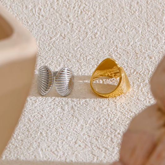 Textured Shell Stripe Open Ring