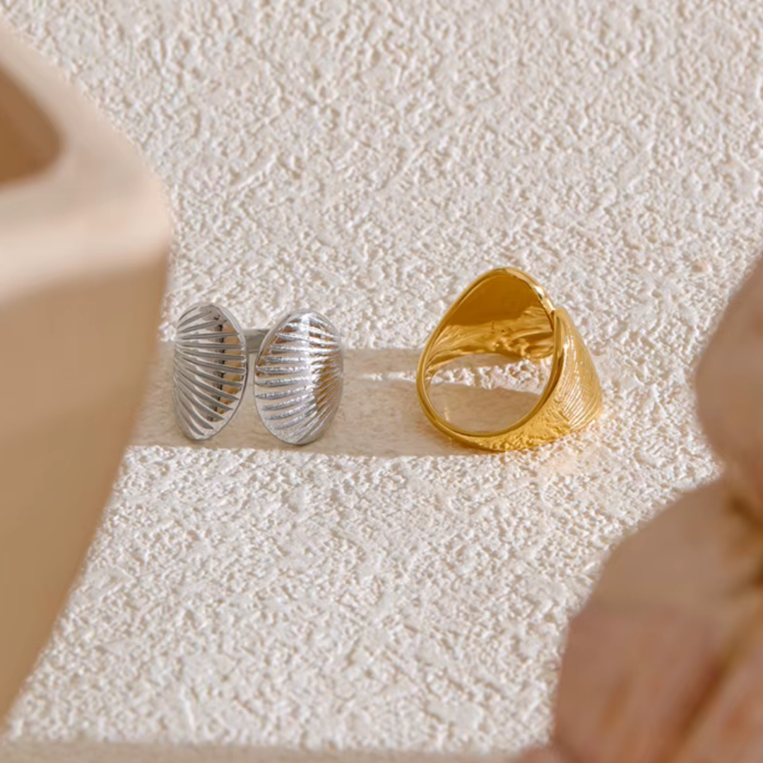 Textured Shell Stripe Open Ring