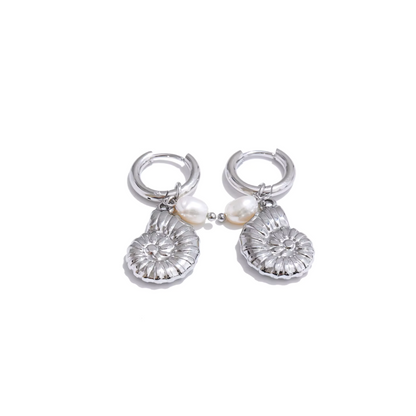 Summer Shell Hoop Earrings – Pearl & Ocean Charms